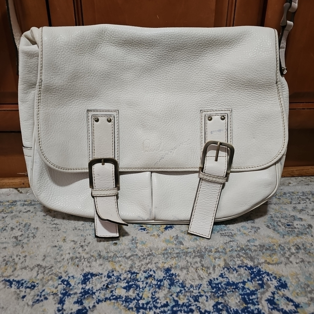 Burberry Pebble Leather Large Messenger Bag - Picture 3 of 16